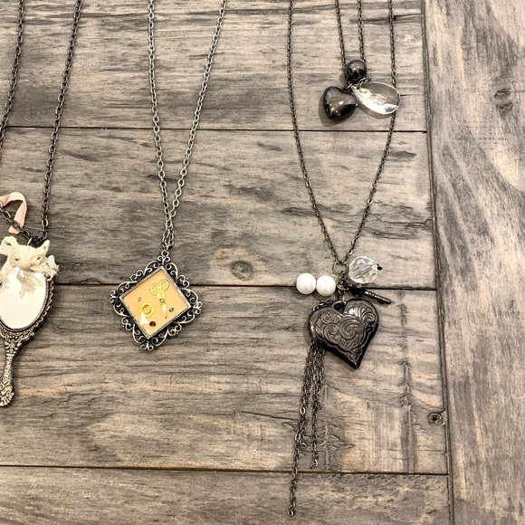 6 necklaces bundle - Picture 5 of 7